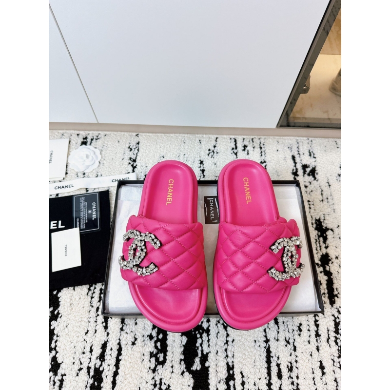 Ch*el slippers